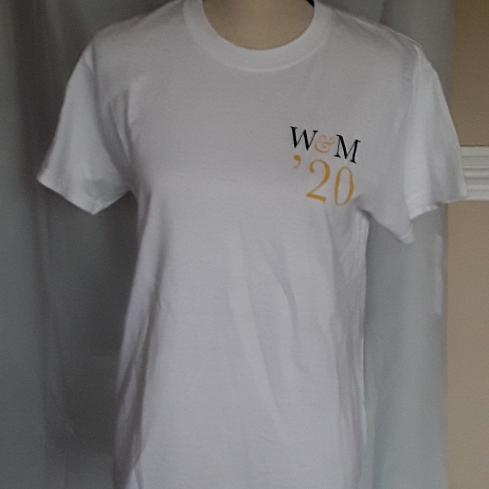 Tee shirt